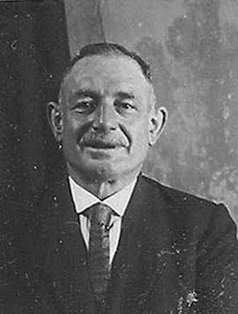 Bron: Stadsarchief Amsterdam Marktvergunning   Joseph Polak 8-1-1871  20-5-1936  kaart dd 1-12-1922