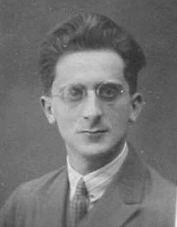 Bron: Stadsarchief Amsterdam Marktvergunning   Joseph Schelvis 3-7-1896  28-5-1943  kaart dd 19-9-1927 kaart nr 745-13610