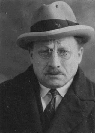 Bron: Stadsarchief Amsterdam Marktvergunning   Leon Gaarkeuken 28-10-1875  28-5-1943  ongeveer 1935 kaart 745-7739