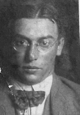 Bron: Stadsarchief Amsterdam Marktvergunning    Louis Goedhart  20-12-1901  28-5-1943  kaart 745-18781v
