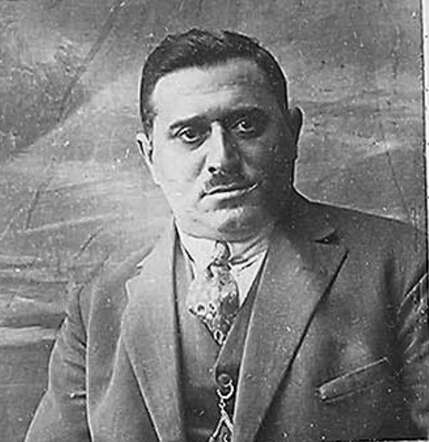 Bron: Stadsarchief Amsterdam Marktvergunning   Machiel Roodfeld 7-4-1891  30-4-1934  kaart dd 1-7-1923
