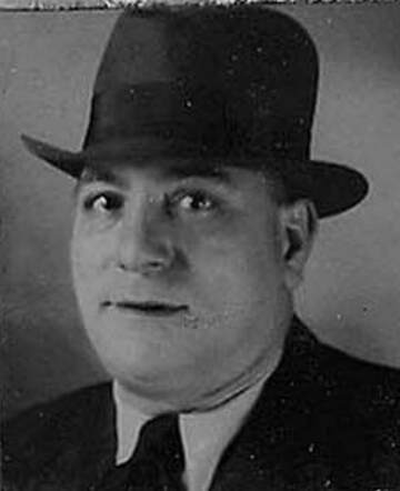 Bron: Stadsarchief Amsterdam Marktvergunning   Marcus Meljado 15-3-1893  31-8-1944 kaart dd 8-11-1937  kaart nr 745-11289.