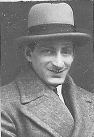 Bron: Stadsarchief Amsterdam Marktvergunning   Marcus van Praag 29-5-1905  30-4-1943