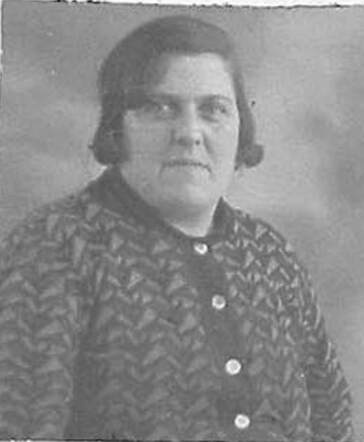 Bron: Stadsarchief Amsterdam Marktvergunning   Marianne Winnik-Swaalep 1893-1943