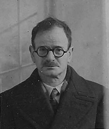 Bron: Stadsarchief Amsterdam Marktvergunning   Maurits de Vries 20-7-1876  9-4-1943