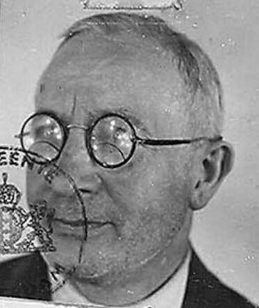 Bron: Stadsarchief Amsterdam Marktvergunning   Meijer Pruijm  17-11-1880  4-6-1943 kaart dd 22-10-1930