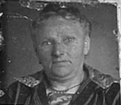Bron: Stadsarchief Amsterdam Marktvergunning   Mietje Lakmaker-Emden 13-5-1862  28-9-1942