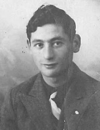 Bron: Stadsarchief Amsterdam Marktvergunning    Morest Waterman  26-7-1917  26-8-1941 kaart 745-19984v