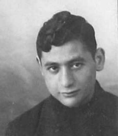 Bron: Stadsarchief Amsterdam Marktvergunning    Morest Waterman  26-7-1917  26-8-1941 kaart 745-19984v