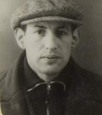 Bron: Stadsarchief Amsterdam Marktvergunning   Mozes van Cleef 3-5-1904  21-5-1943 kaart 013001_002