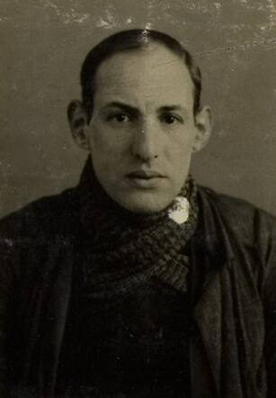 Bron: Stadsarchief Amsterdam Marktvergunning   Mozes van Cleef 3-5-1904  21-5-1943 kaart 013001_002