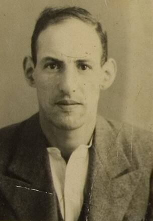 Bron: Stadsarchief Amsterdam Marktvergunning   Mozes van Cleef 3-5-1904  21-5-1943 kaart 013001_002