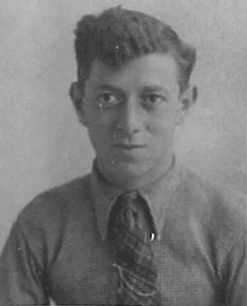 Bron: Stadsarchief Amsterdam Marktvergunning   Mozes Waterman  16-1-1916  23-9-1943  kaart  745-17307v
