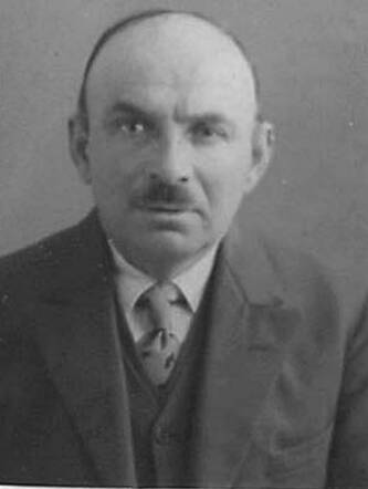 Bron: Stadsarchief Amsterdam Marktvergunning   Mozes Waterman 21-9-1884  2-4-1943