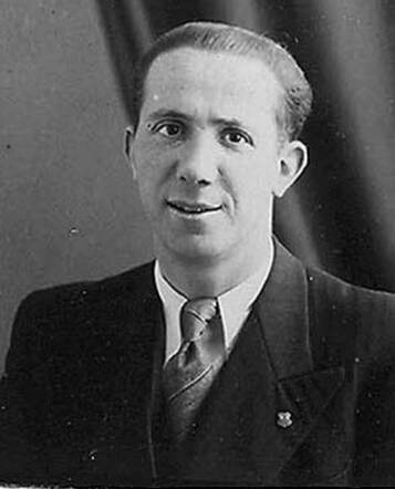   Nathan Gobits  