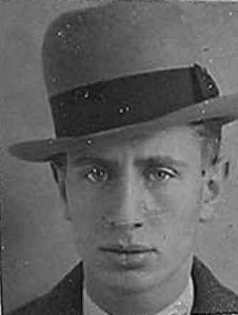 Bron: Stadsarchief Amsterdam Marktvergunning   Philip Arons 28-9-1912  9-7-1943 kaart dd 26-3-1934  kaart 745-95