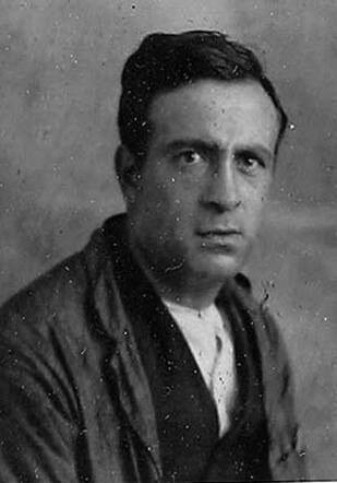 Bron: Stadsarchief Amsterdam Marktvergunning   Philip Polak 30-9-1898  23-4-1943  kaart dd 12-9-1927