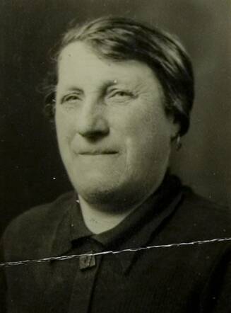 Bron: Stadsarchief Amsterdam Marktvergunning    Rachel Cohen de Lara-de Haan 28-4-1879  17-9-1942  kaart 013035_002