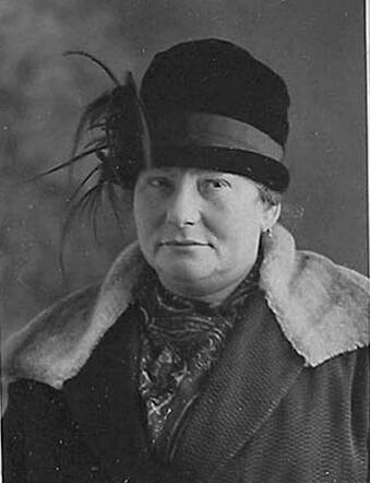  Rebecca Pam-Swelheim