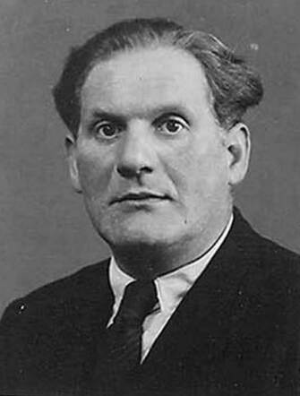 Bron: Stadsarchief Amsterdam Marktvergunning   Richard Baumstein 20-5-1899 31-5-1945  kaart dd 8-6-1932  kaart 745-172