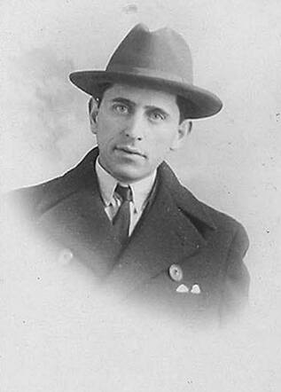 Bron: Stadsarchief Amsterdam Marktvergunning   Sally Bril 24-1-1892  25-4-1930