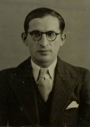 Bron: Stadsarchief Amsterdam Marktvergunning    Salomon Cousin 12-7-1911 14-1-1965 kaart 013057_002
