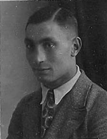 Bron: Stadsarchief Amsterdam Marktvergunning   Samuel de Vries  22-3-1911  30-4-1943
