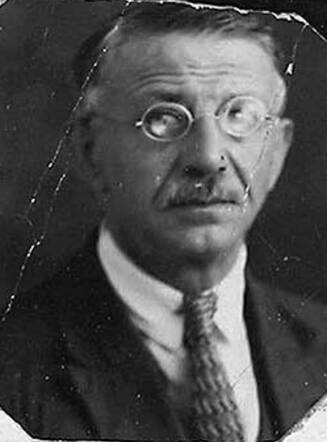 Bron: Stadsarchief Amsterdam Marktvergunning Sander van Adelsbergen 16 nov 1874 Groningen - 26 maart 1940 Amsterdam
