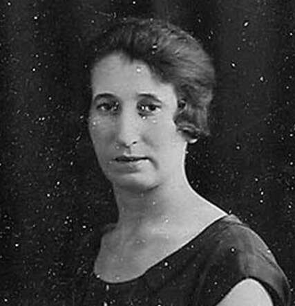 Bron: Stadsarchief Amsterdam Marktvergunning   Sara Polak-Bartels 20-10-1897  16-7-1943  kaart dd 15-2-1926