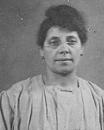 Bron: Stadsarchief Amsterdam Marktvergunning   Sara Wagenaar-Agsteribbe  10-12-1880  5-10-1942  kaart dd 1-12-1922