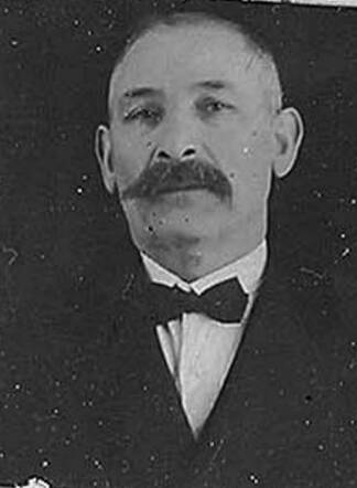 Bron: Stadsarchief Amsterdam Marktvergunning   Simon Roodenburg  2-4-1870  5-3-1943  kaart dd 29-3-1932