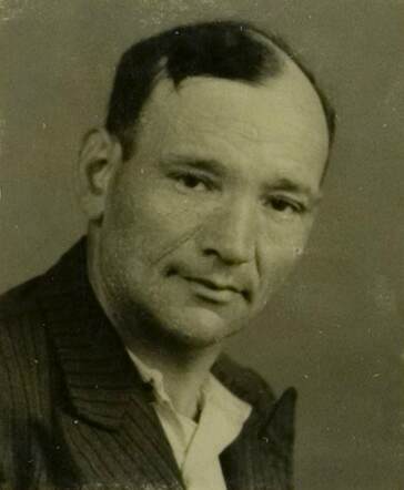 Bron: Stadsarchief Amsterdam Marktvergunning   Simon Sacksionie 27-2-1893  31-8-1943  kaart dd onbekend