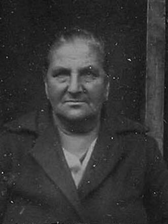 Bron: Stadsarchief Amsterdam Marktvergunning   Vrouwtje Witzenhausen-Drukker 18-9-1866  9-4-1943