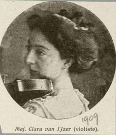 Clara van IJzer-1909