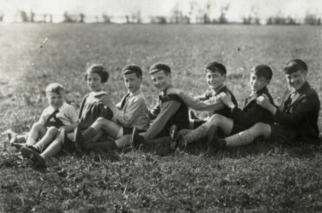 De kinderen Emanuel tijdens een Lag Ba'Omer excursie, 5 mei 1938
