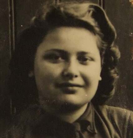 Elfriede Wolf born 18 April 1925 Wien, died 21 October Auschwitz