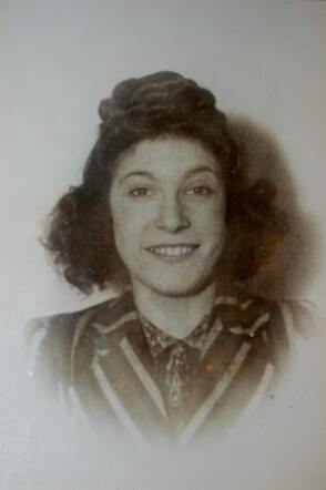 Elisabeth (Liesje) Rood