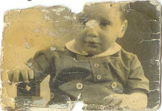 Ernest, foto 1942