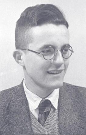 Ernst Klaus Brisch. Laatste foto voor zijn deportatie.