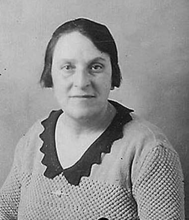 Esther Morpurgo-Koe 