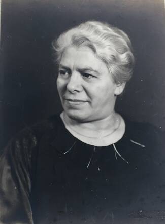 Esther Knoop