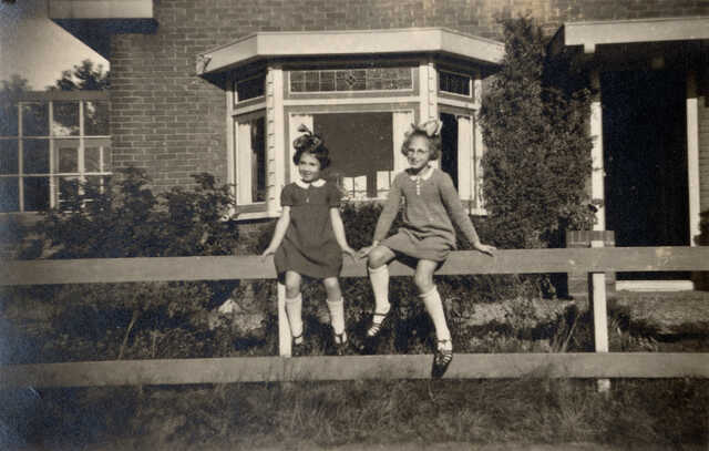 Els (right) and Karla Hindrika van Hasselt