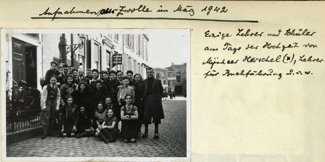 Leraren en leerlingen van het Joods Lyceum Zwolle, maart 1942. 