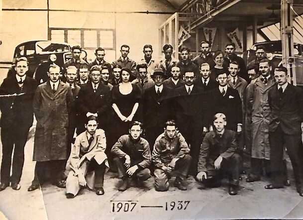 Personeelsfoto Autobedrijf J.L. Spoormaker te Rotterdam