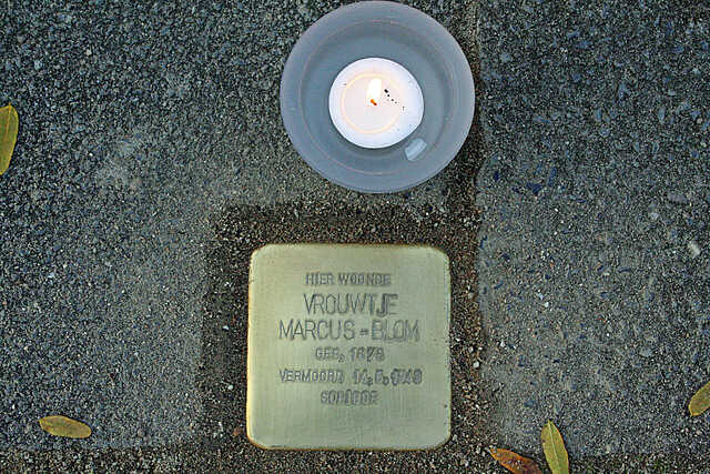 Stolperstein Brederostraat 137.