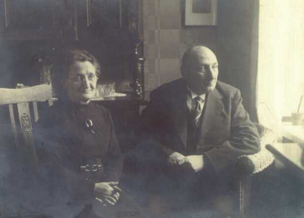 Jacques en Regina Keizer-Bonn, omstreeks 1928