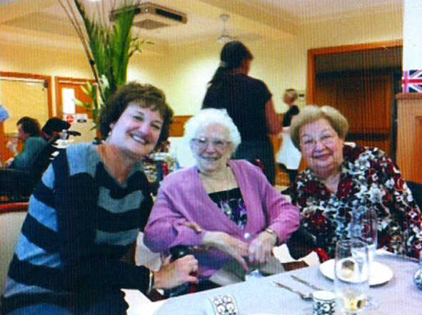 Jettie Cohen (r) en dochter Susie Cohen(l) (2015)