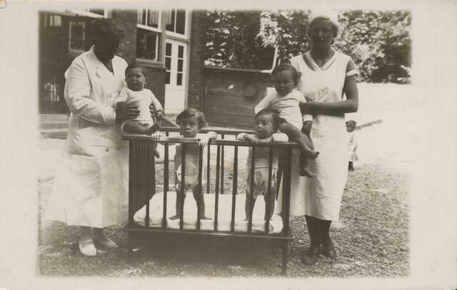 Crèche aan de Plantage Middenlaan in Amsterdam, 1934