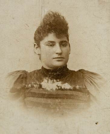Leentje Italiaander-Carels   Bron www.flickr.com:photos:bronkarium