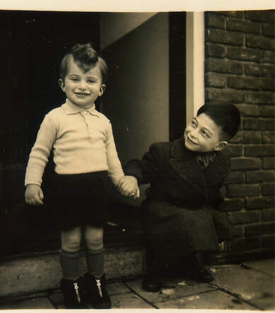 Werner Löhnberg (rechts) met zijn neefje Peter (die de oorlog overleefde)